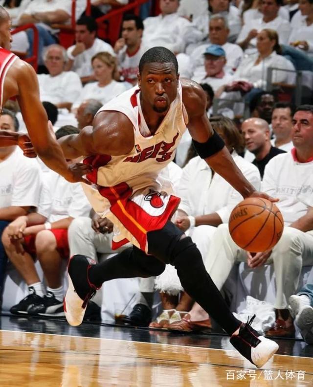 疑引起了媒 疑引起了媒