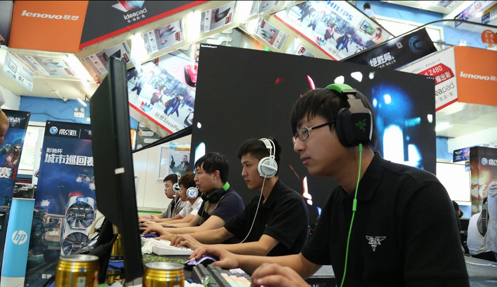 特拉福德本 特拉福德本